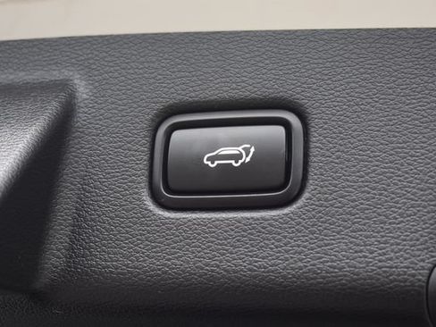 Used 2022 Kia Telluride EX w/ EX Premium Package AWD/4WD image 19