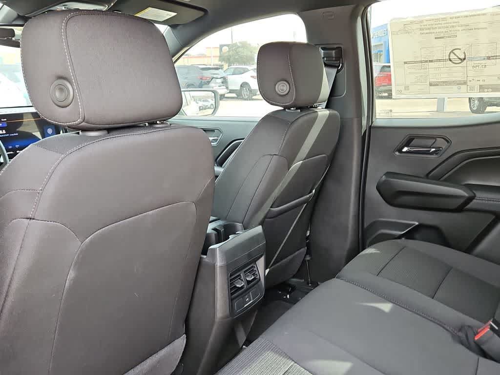 Used 2024 Chevrolet Colorado LT w/ LT Convenience Package II AWD/4WD image 18