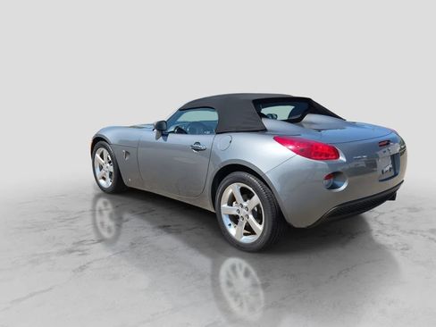 Used 2006 Pontiac Solstice Convertible w/ Premium Package RWD image 6