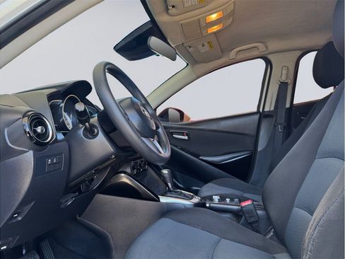 Used 2017 Toyota Yaris iA FWD image 9