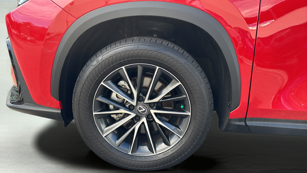 Used 2024 Lexus NX 350 AWD image 4