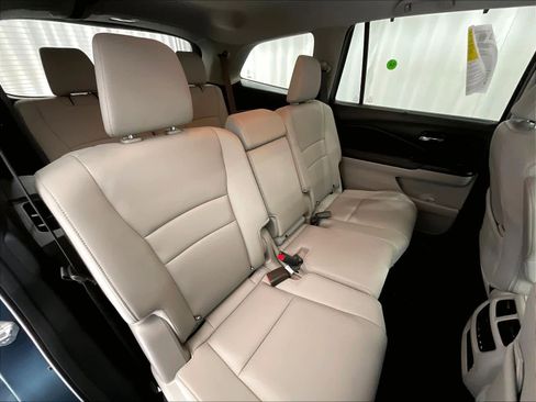 Used 2022 Honda Pilot Special Edition image 16