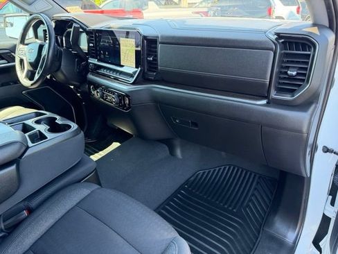 Certified 2022 Chevrolet Silverado 1500 LT AWD/4WD image 16