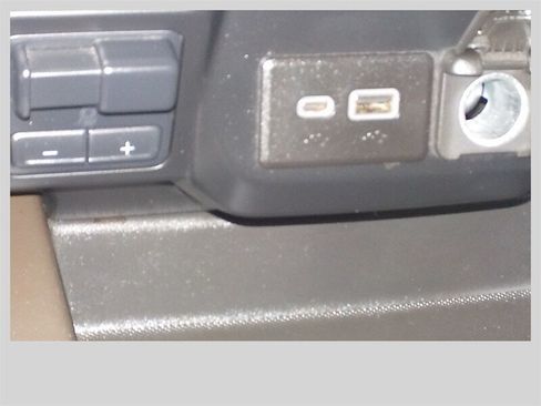 Used 2020 GMC Sierra 1500 Elevation w/ Elevation Value Package AWD/4WD image 26