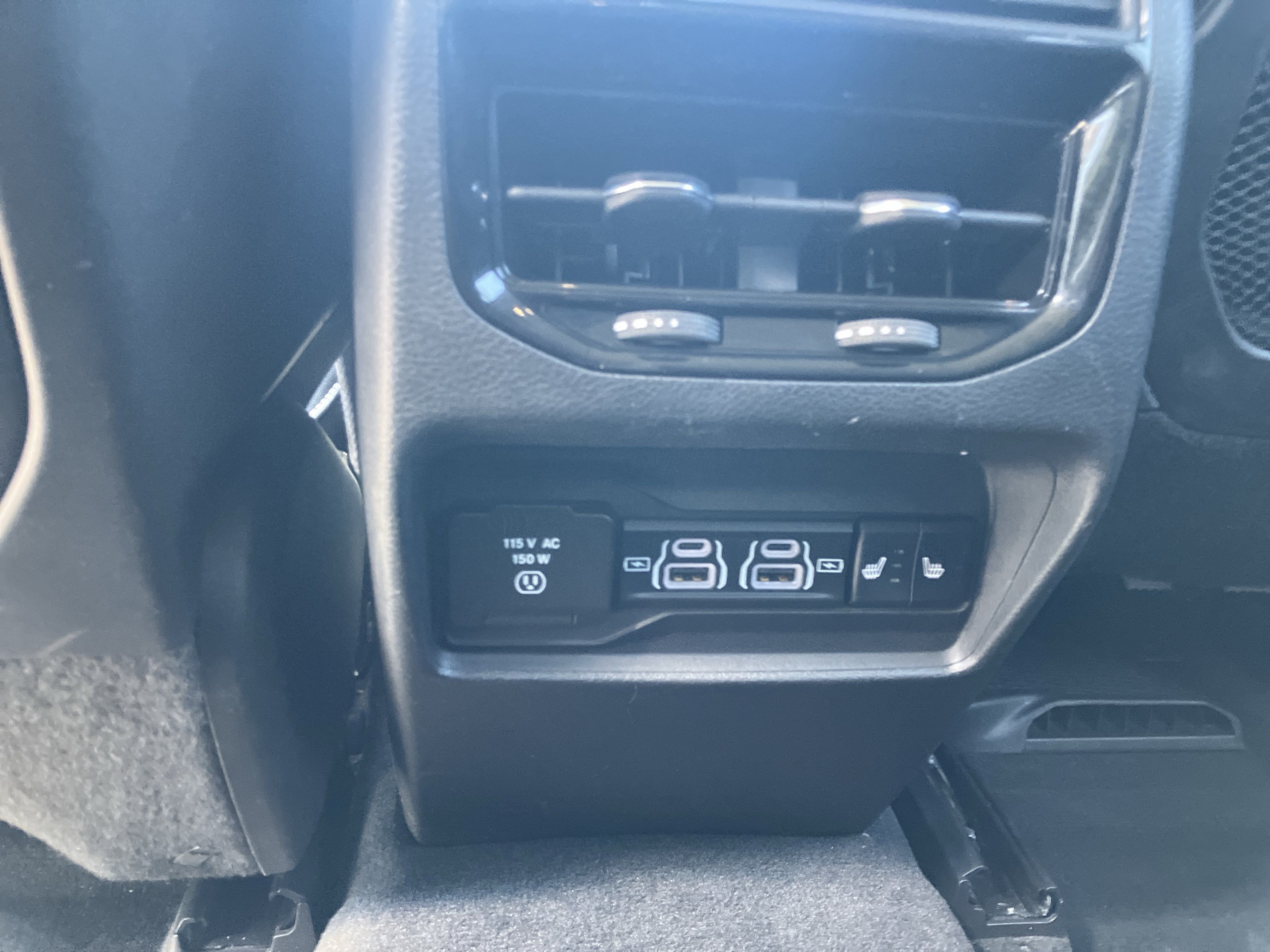 Used 2023 Jeep Grand Cherokee 4WD 4xe image 16
