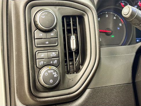 Used 2025 Chevrolet Silverado 2500 Custom w/ Custom Value Package AWD/4WD image 10