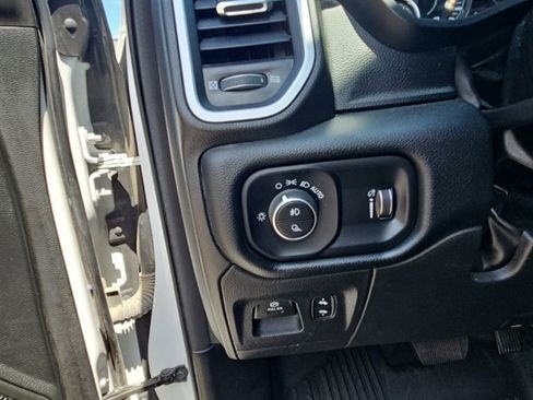 Used 2022 RAM 1500 Big Horn AWD/4WD image 15
