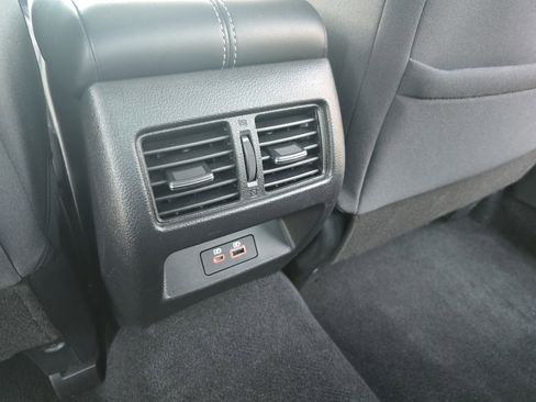 Used 2019 Nissan Altima 2.5 SV image 14