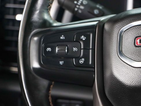 Used 2024 GMC Sierra 2500 AT4 w/ AT4 Preferred Package image 14