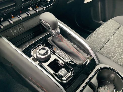 New 2026 Chevrolet Colorado Z71 w/ Technology Package image 25