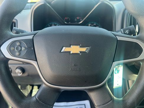 Used 2018 Chevrolet Colorado W/T w/ WT Convenience Package image 10