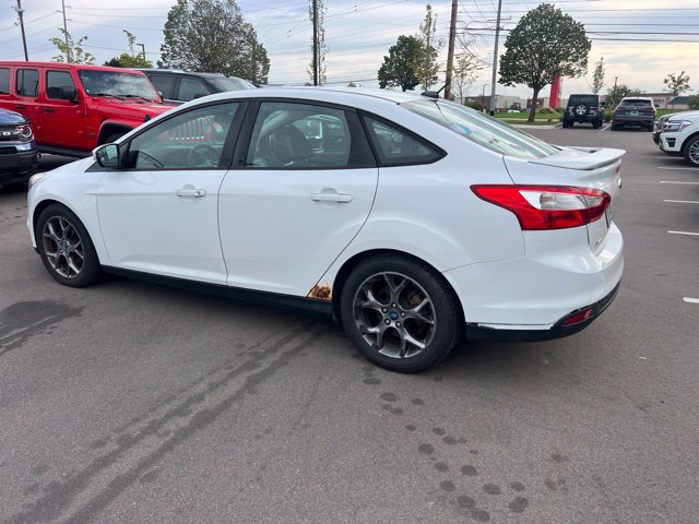 Used 2013 Ford Focus SE FWD image 5