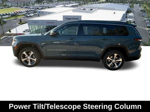 New 2026 Jeep Grand Cherokee L Limited w/ Luxury Tech Group II AWD/4WD image 7