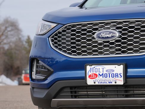 Used 2024 Ford Edge SEL w/ Convenience Package image 11