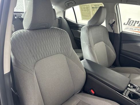 Used 2025 Toyota Camry LE FWD image 27