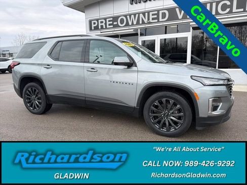 Certified 2023 Chevrolet Traverse RS w/ LPO, Floor Liner Package AWD/4WD image 1