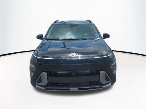 New 2026 Hyundai Kona Limited FWD image 3