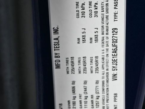 Used 2018 Tesla Model 3 Long Range image 8