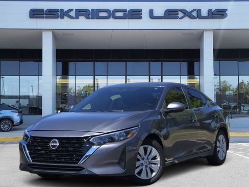Used 2025 Nissan Sentra S FWD image 1