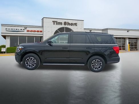 Used 2023 Ford Expedition XLT image 24