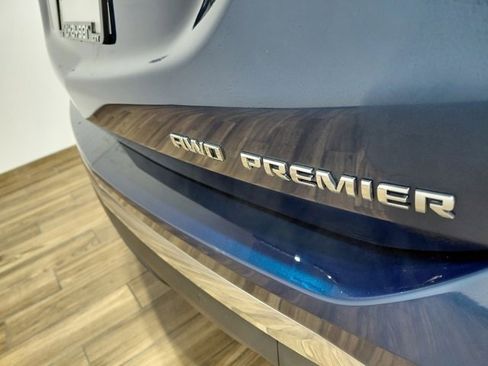 Used 2019 Chevrolet Equinox Premier image 16