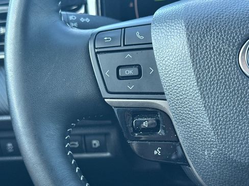 Used 2025 Toyota Camry SE w/ Multimedia Upgrade Package FWD image 33