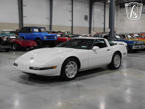 Used 1992 Chevrolet Corvette image 26