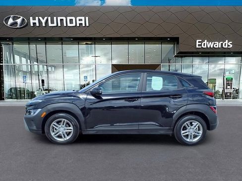 Certified 2023 Hyundai Kona SE FWD image 3