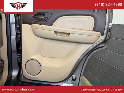 Used 2011 GMC Yukon Denali image 53
