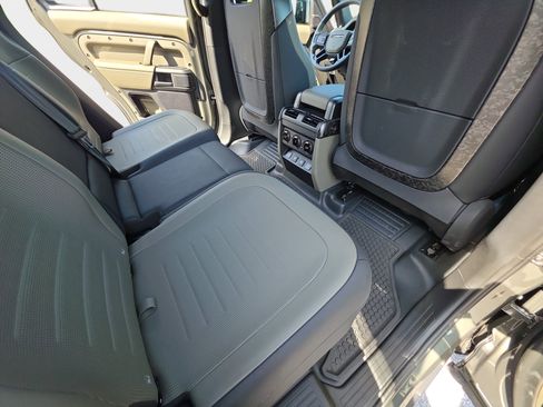 Used 2025 Land Rover Defender 110 AWD/4WD image 11