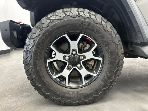 Used 2019 Jeep Wrangler Unlimited Rubicon image 61