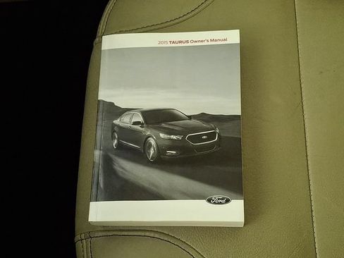 Used 2015 Ford Taurus SEL w/ Equipment Group 201A FWD image 26
