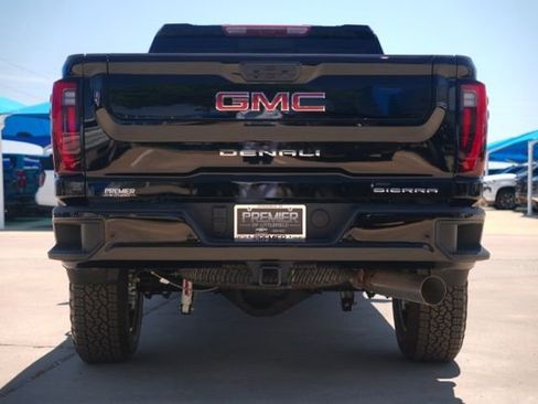 New 2025 GMC Sierra 2500 Denali w/ Denali Reserve Package image 5