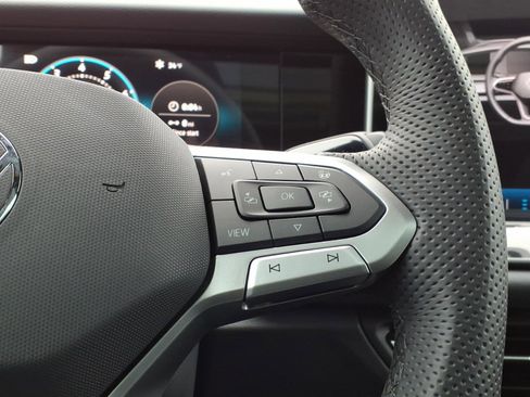 New 2026 Volkswagen Tiguan SEL R-Line image 21