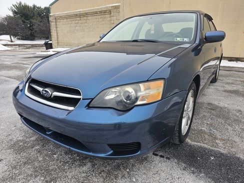 Used 2005 Subaru Legacy 2.5i image 1