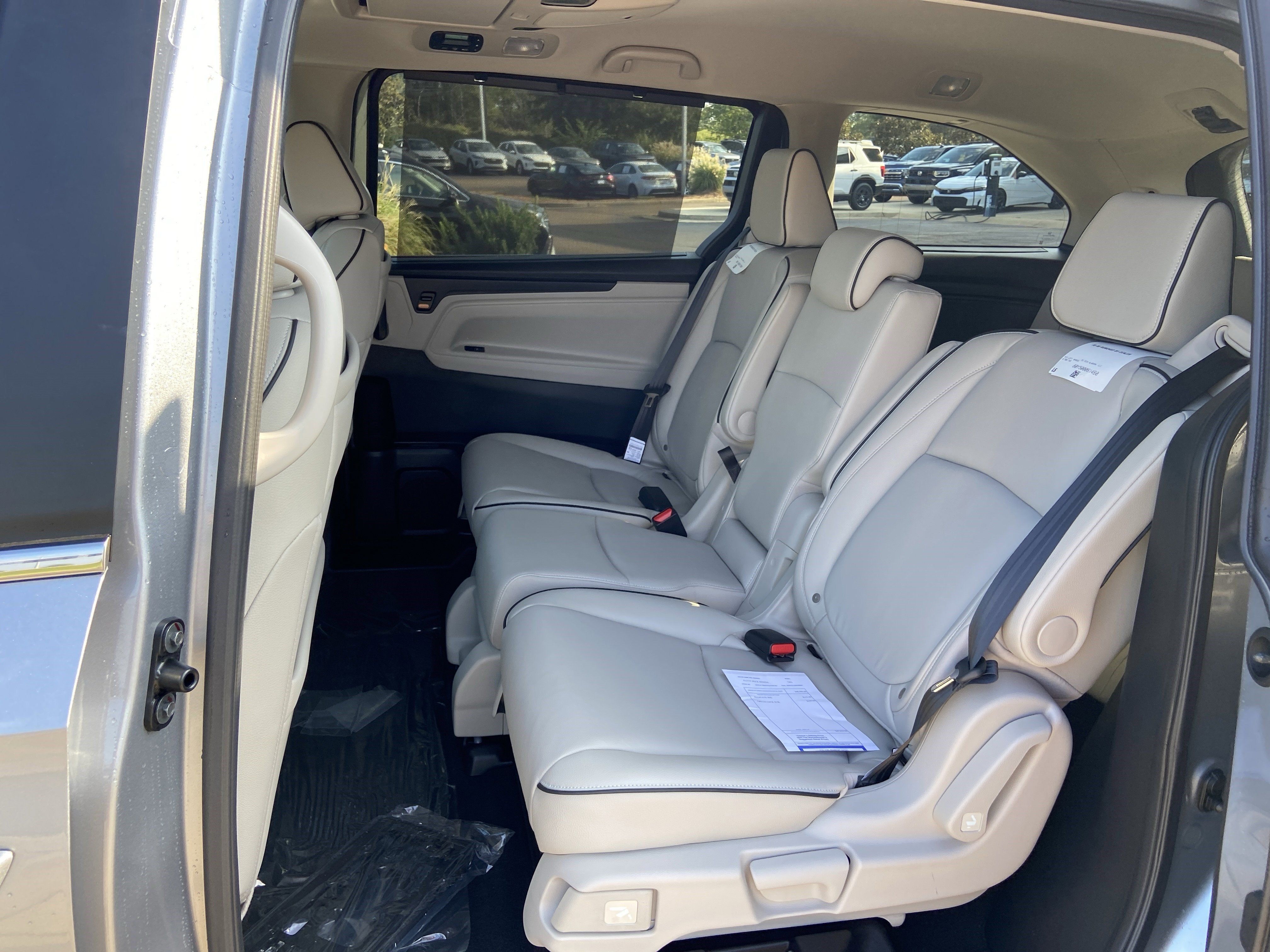 New 2026 Honda Odyssey Touring image 19