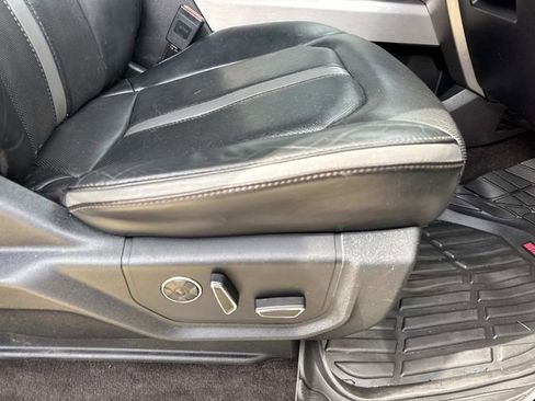 Certified 2018 Ford F150 Platinum w/ Equipment Group 701A Luxury image 13