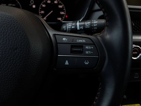 Used 2025 Honda CR-V Sport-L image 41
