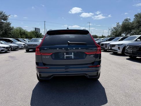 Certified 2024 Volvo XC60 B5 Ultimate w/ Protection Package Premier AWD/4WD image 5