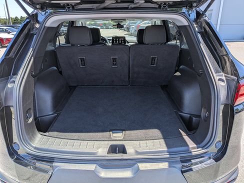 Used 2023 Chevrolet Blazer LT AWD/4WD image 32