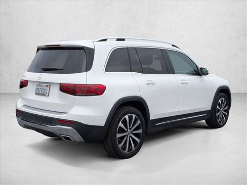 Used 2023 Mercedes-Benz GLB 250 image 5