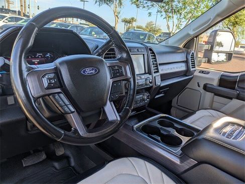 Used 2022 Ford F150 Lariat w/ FX4 Off-Road Package image 17