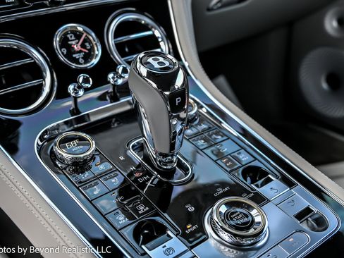 Used 2020 Bentley Continental GT image 44
