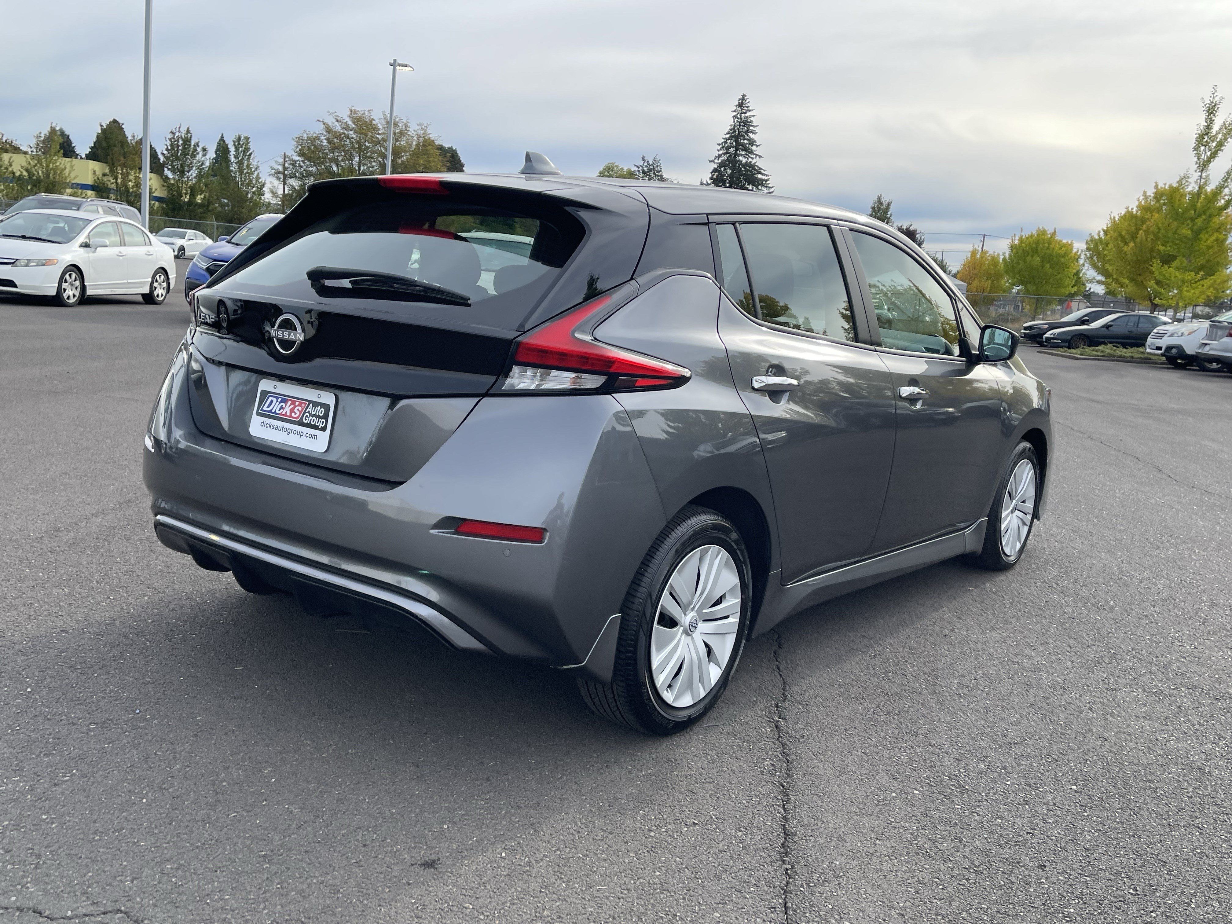 Used 2025 Nissan Leaf S FWD image 5