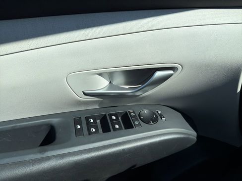 Certified 2025 Hyundai Tucson SEL AWD/4WD image 30