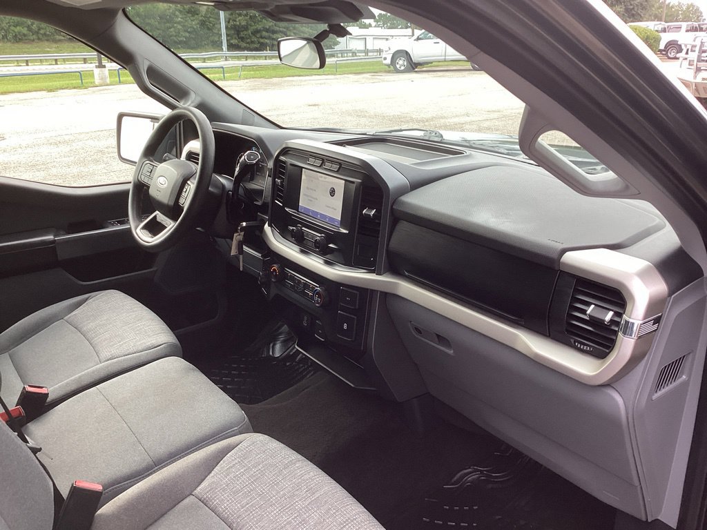 Used 2022 Ford F150 XLT w/ XTR Package AWD/4WD image 34