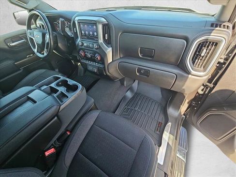 Used 2021 Chevrolet Silverado 1500 LT image 22