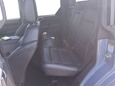 Used 2025 Ford Bronco Outer Banks AWD/4WD image 16