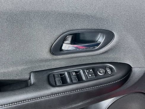 Used 2022 Honda HR-V Sport image 20