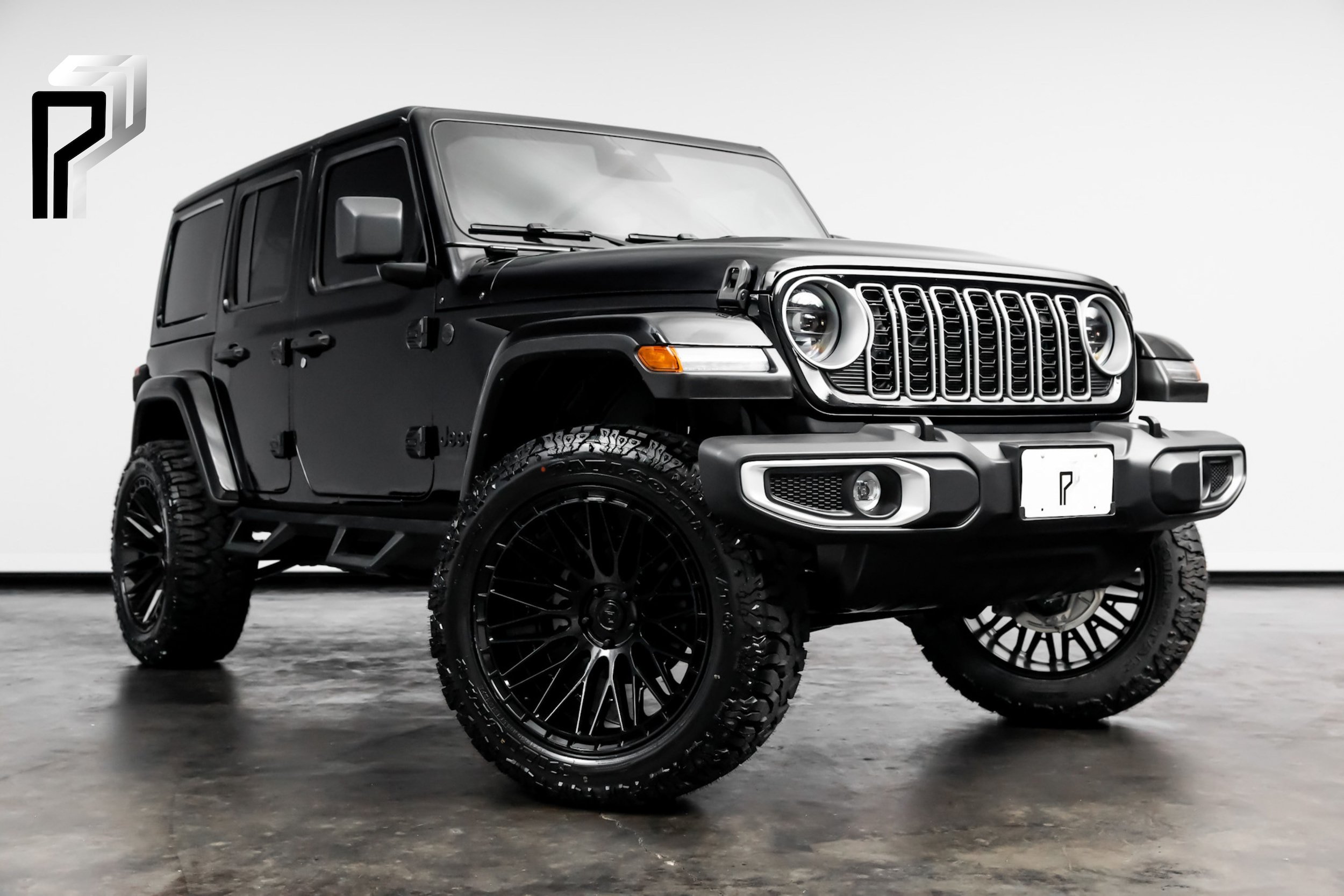 Used 2026 Jeep Wrangler Unlimited Sahara AWD/4WD image 1